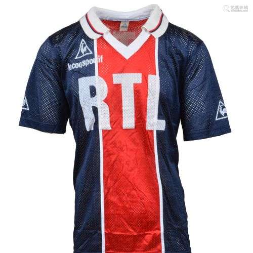 Nabatingue Toko. Maillot n°7 du Paris Saint Germai…