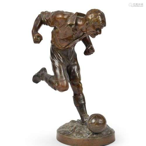 Sculpture en bronze «Footballeur». Signée Édouard …