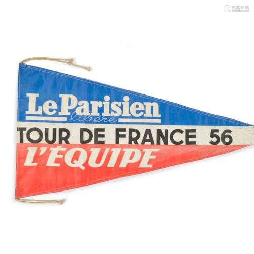 Fanion officiel de voiture sur le Tour de France 1…