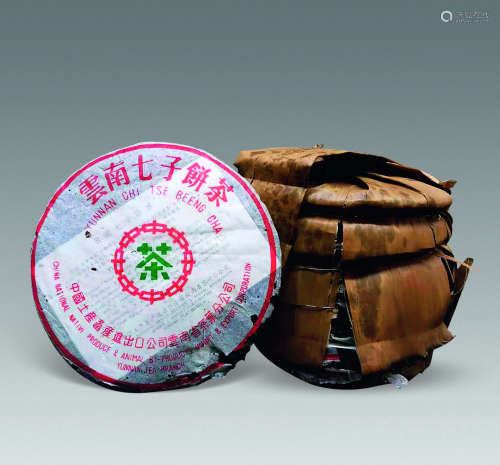 八十年代末 勐海茶厂首批7542八八青一筒七饼