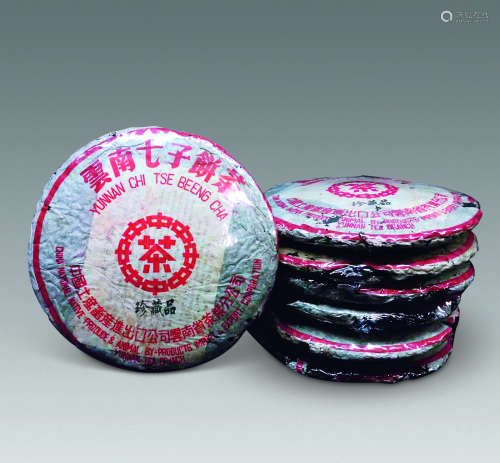八十年代末 中茶公司红印珍藏版青饼一筒七饼