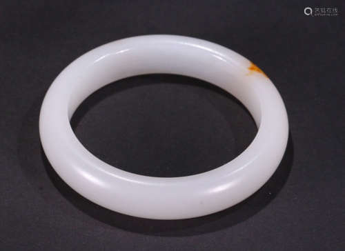 HETIAN JADE SEED CARVED BANGLE