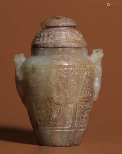 HETIAN JADE CARVED BEAST PATTERN VASE