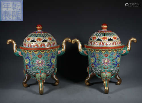 QIANLONG MARK ENAMELED GLAZE TRIPOD CENSER