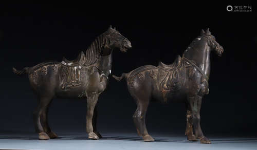 PAIR OF COPPER CAST HORSE SHAPED ORNAMENT