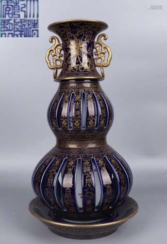 QIANLONG BLUE GLAZE VASE OUTLINE IN GOLD