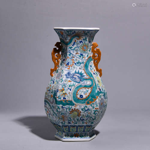 AN OVERGLAZED DRAGON PATTERNED BOTTLE