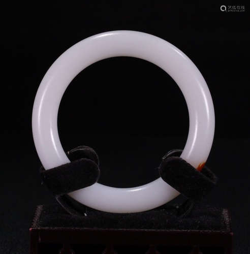 HETIAN JADE BANGLE