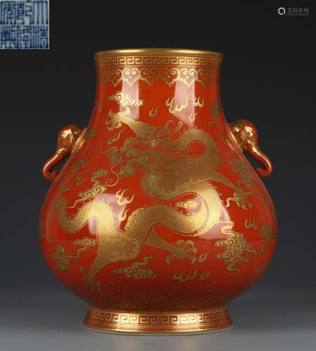 DAQINGQIANLONGNIANZHI MARK RED GLAZE VASE