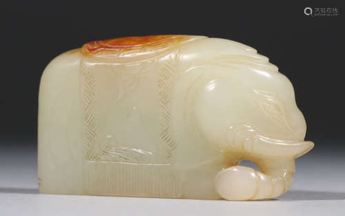 HETIAN JADE PENDANT SHAPED WITH ELEPHANT