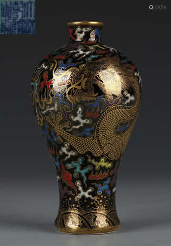 DAQINGQIANLONGNIANZHI MARK BLACK GLAZE VASE