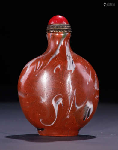 GLASS SNUFF BOTTLE WITH PATTERN