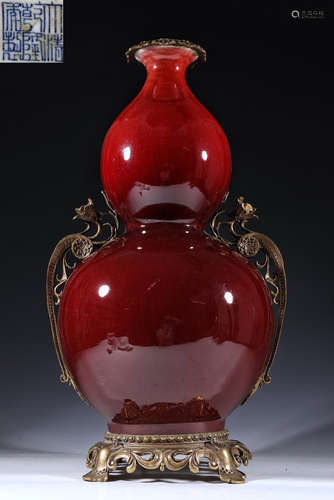 DAQINGQIANLONGNIANZHI MARK RED GLAZE VASE