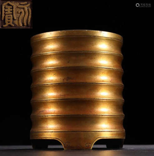 YONGBAO MARK GILT BRONZE CENSER