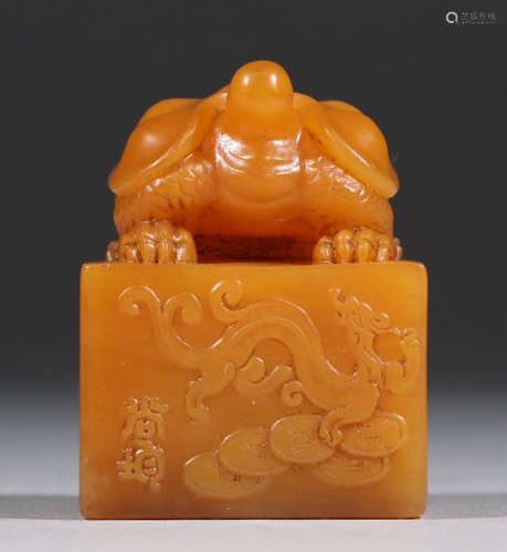 TIANHUANG STONE SEAL CARVED WITH TORTOISE