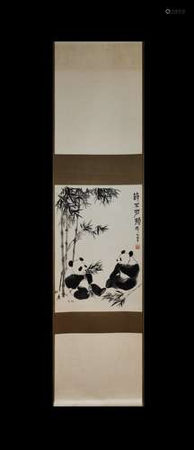 Wu Zuoren Inscription, Panda Vertical Paper Painting