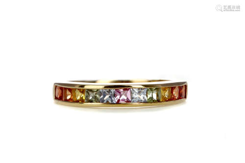 A MULITCOLOURED SAPPHIRE RING