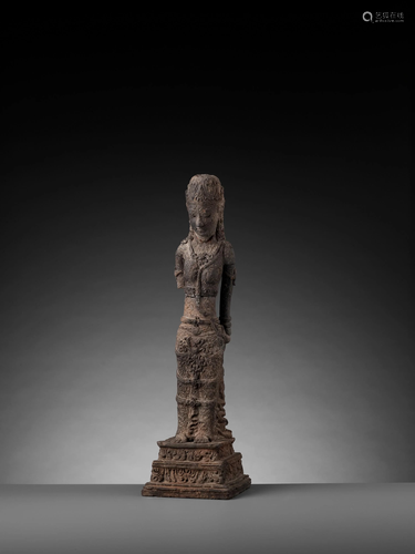 A TERRACOTTA FIGURE OF A FEMALE DEITY, MAJAPAHIT