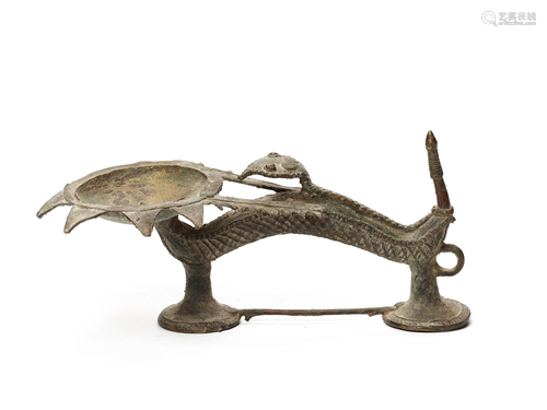 A FINE BASTAR BRONZE OIL LAMP