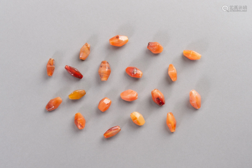 AN AMAZING LOT OF 19 ANTIQUE CARNELIAN BEADS