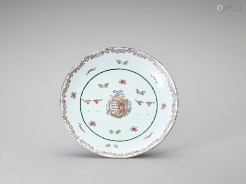 A CHINESE EXPORT PORCELAIN FAMILLE ROSE CHARGER