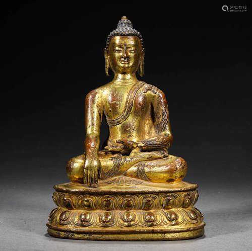 A GILT BRONZE  BUDDHA STATUE