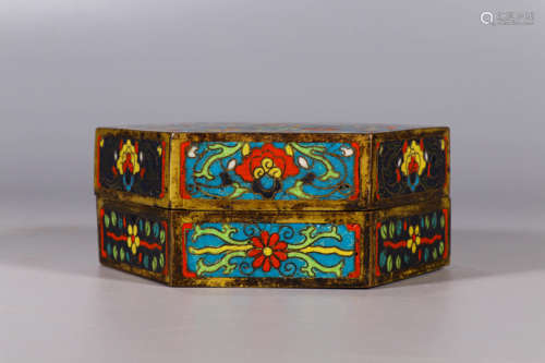 A CLOISONNE COPPER  LIDDED BOX