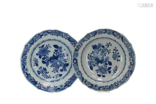A set of nine blue and white porcelain deep dishes with scal...