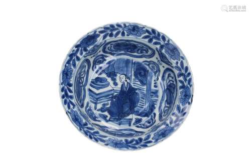 A blue and white porcelain 'klapmuts' bowl with a decoration...
