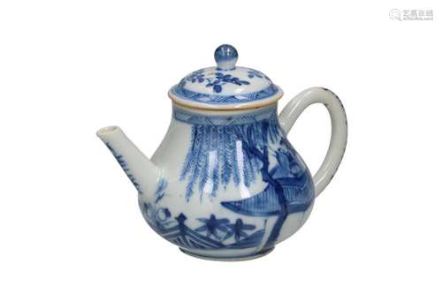 A blue and white porcelain teapot, decorated with Long Eliza...