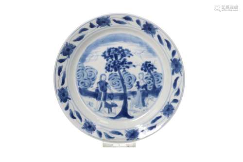 A blue and white Chine de commande porcelain dish, decorated...