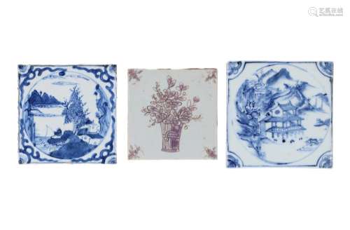 Lot of two blue and white porcelain tiles, decorated with a ...