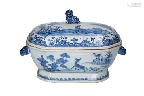 A blue and white porcelain tureen on a dish, decorated with ...