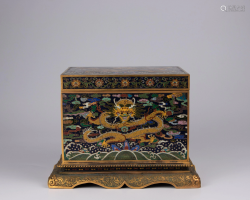 A Chinese cloisonne enamelled bronze box and cover, H