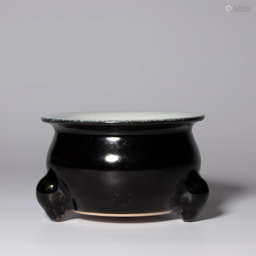 A black glazed censer, H 55 cm - Width 36 cm