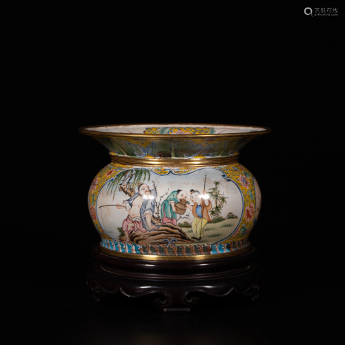 A famille rose jar, with Yongzheng mark, Top Dia 11,6