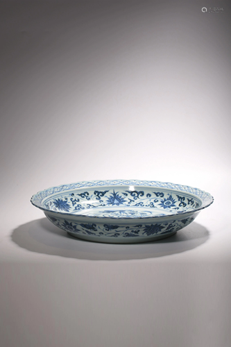 A blue and white Ming style 'Kylin' plate, Width 16 cm