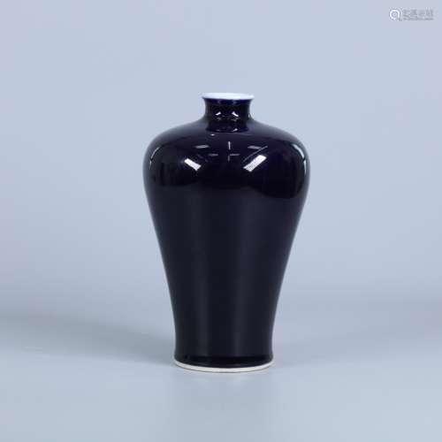 清中期 霁蓝釉梅瓶