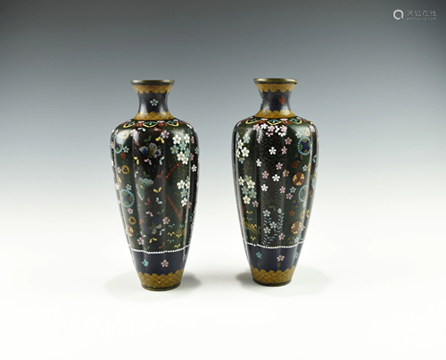 A PAIR OF JAPANESE CLOISONNÉ VASES