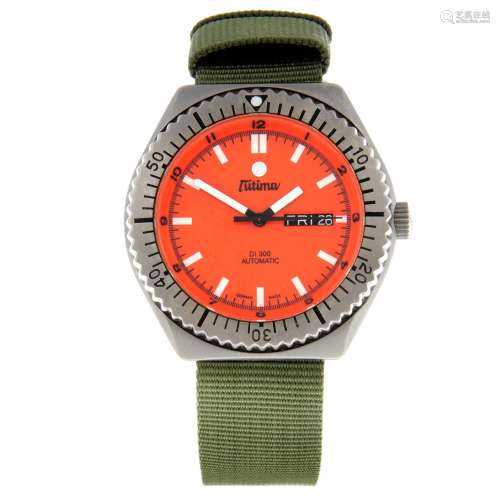 TUTIMA - a DI 300 Militarywrist watch.