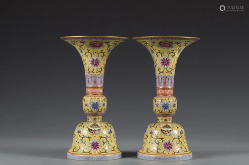 PAIR OF JAUNE GROUND FAMILLE ROSE FLOWER GU VASES