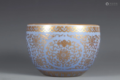 A CLAIR-DE-LUNE GLAZED GOLD-PAINTED BRUSH WASHER