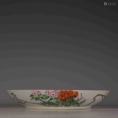 A FAMILLE ROSE 'PEONY' PORCELAIN PLATE