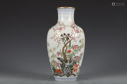 A FAMILLE ROSE 'BIRDS & FLOWERS' PORCELAIN VASE