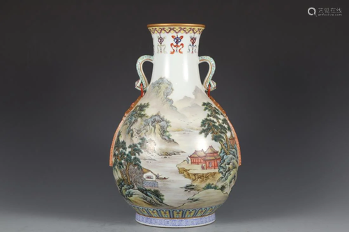 A FAMILLE ROSE DOUBLE-EAR PANORAMIC LANDSCAPE VASE