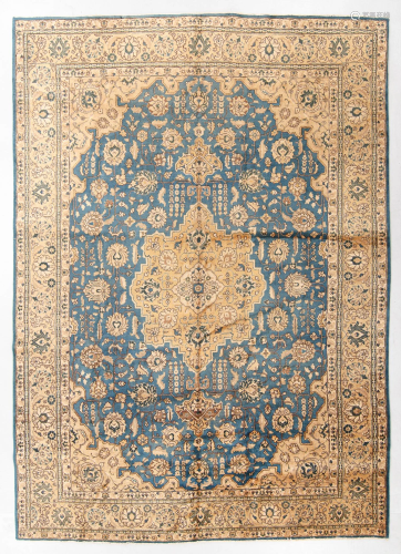 Tabriz Rug, Persia, Early/Mid 20th C., 9'3'' x 12'8''