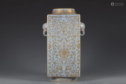 A CLAIR-DE-LUNE GLAZED GOLD-PAINTED SQUARE VASE