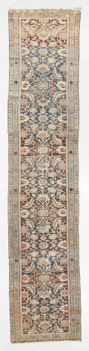 Mahal Rug, Persia, Early 20th C., 3'4'' x 15'11''