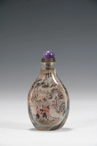 AN 'INNER PAINTING' CRYSTAL SNUFF BOTTLE