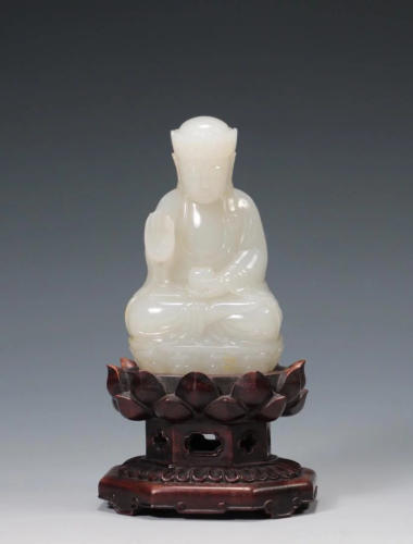 A WHITE JADE CARVING FIGURINE OF KSITIGARBHA